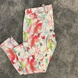 DL1961 Instasculpt cropped Florence Premium Denim jeans-Watercolored floral